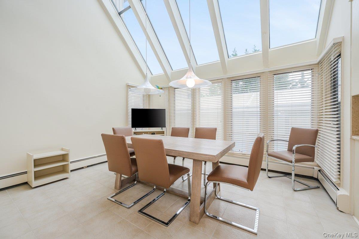 #5 photo, 40 Cayuga Avenue, नासाउ काउंटी Atlantic Beach , NY 11509