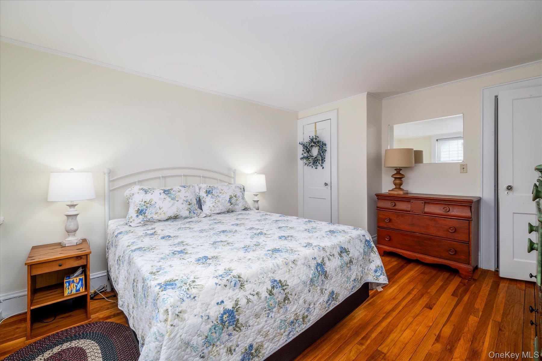 #17 photo, 16 Denton Court, 롱 아일랜드 Rockville Centre , NY 11570