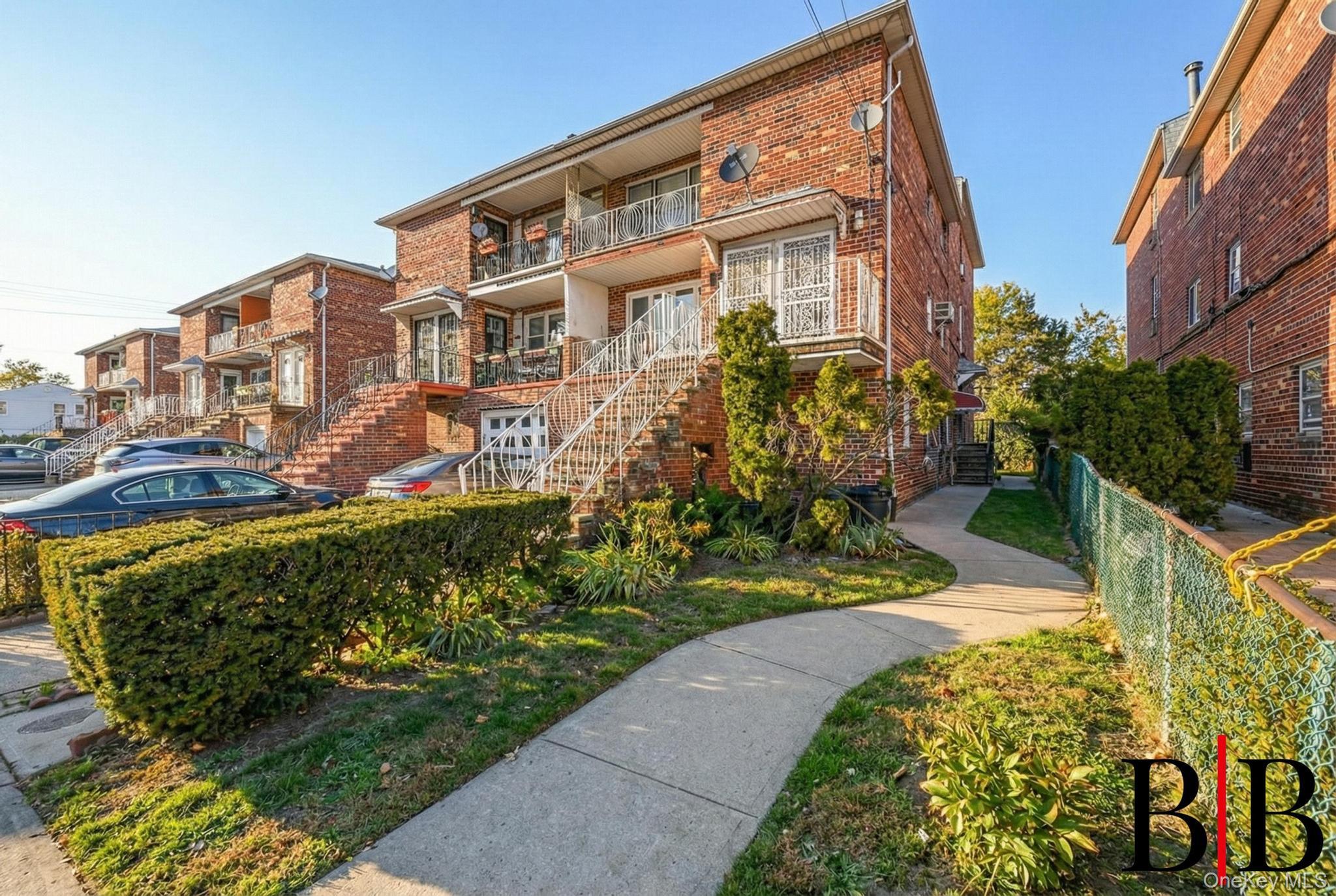 #2 photo, 1241 E 69 Street, הברונקס Brooklyn , NY 11234