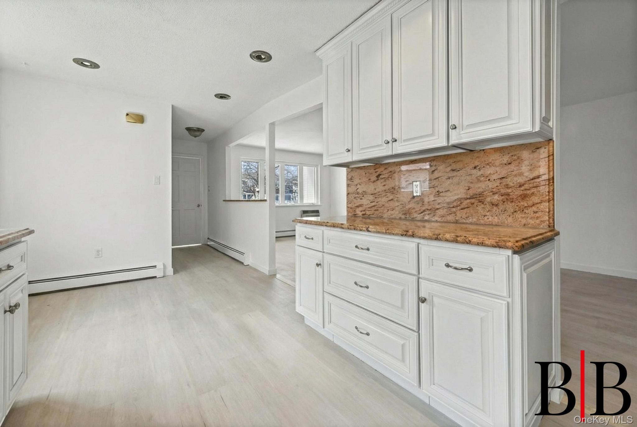 #6 photo, 1241 E 69 Street, הברונקס Brooklyn , NY 11234