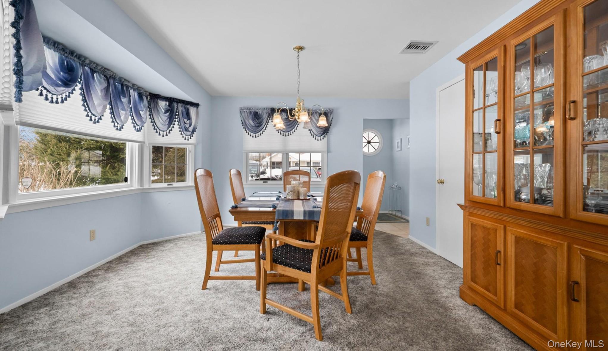 #4 photo, 339 Oakwood Avenue, Саффолк ‖ Bayport , NY 11705