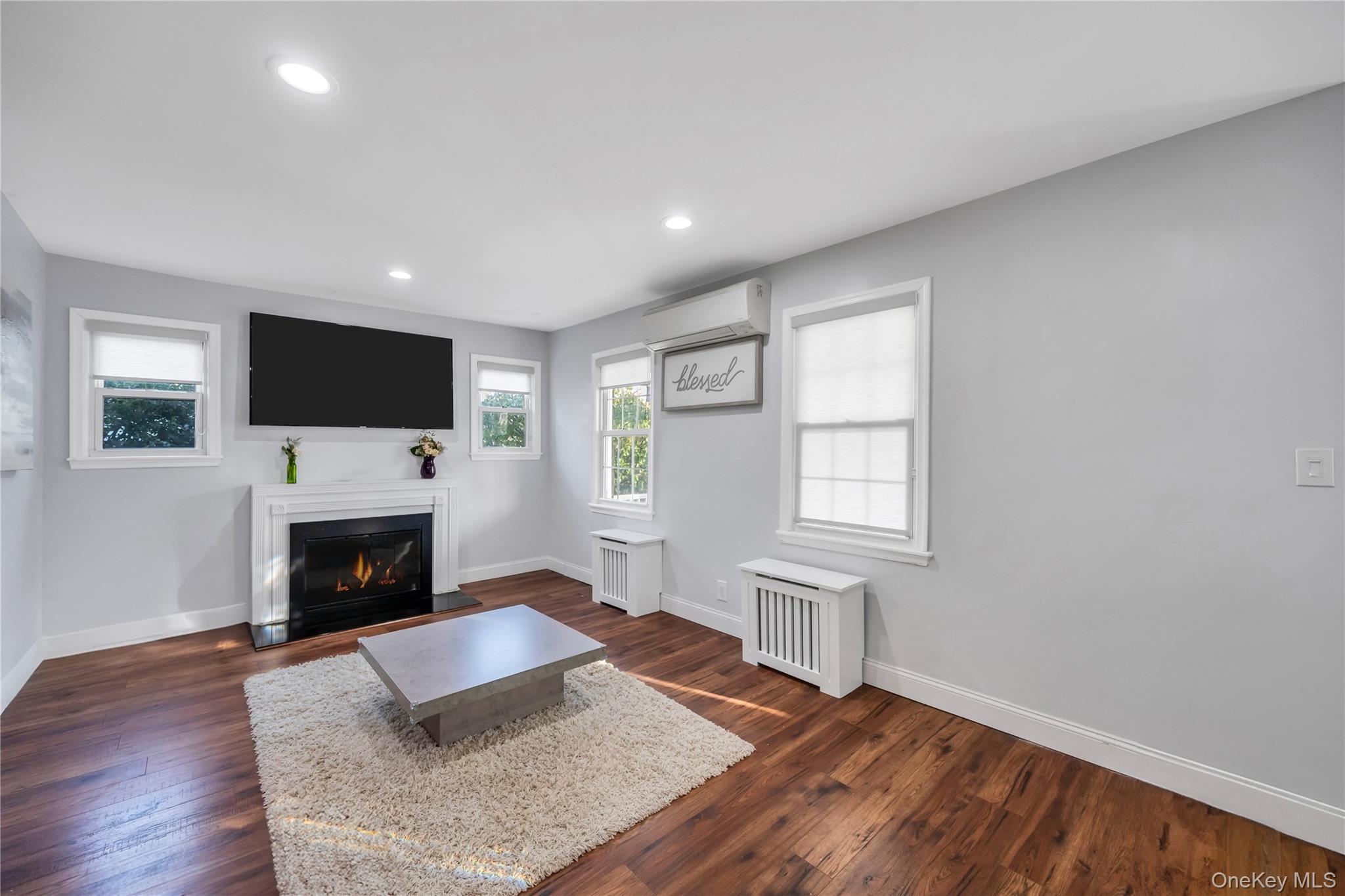 #4 photo, 655 Joy Boulevard, Baldwin , NY 11510