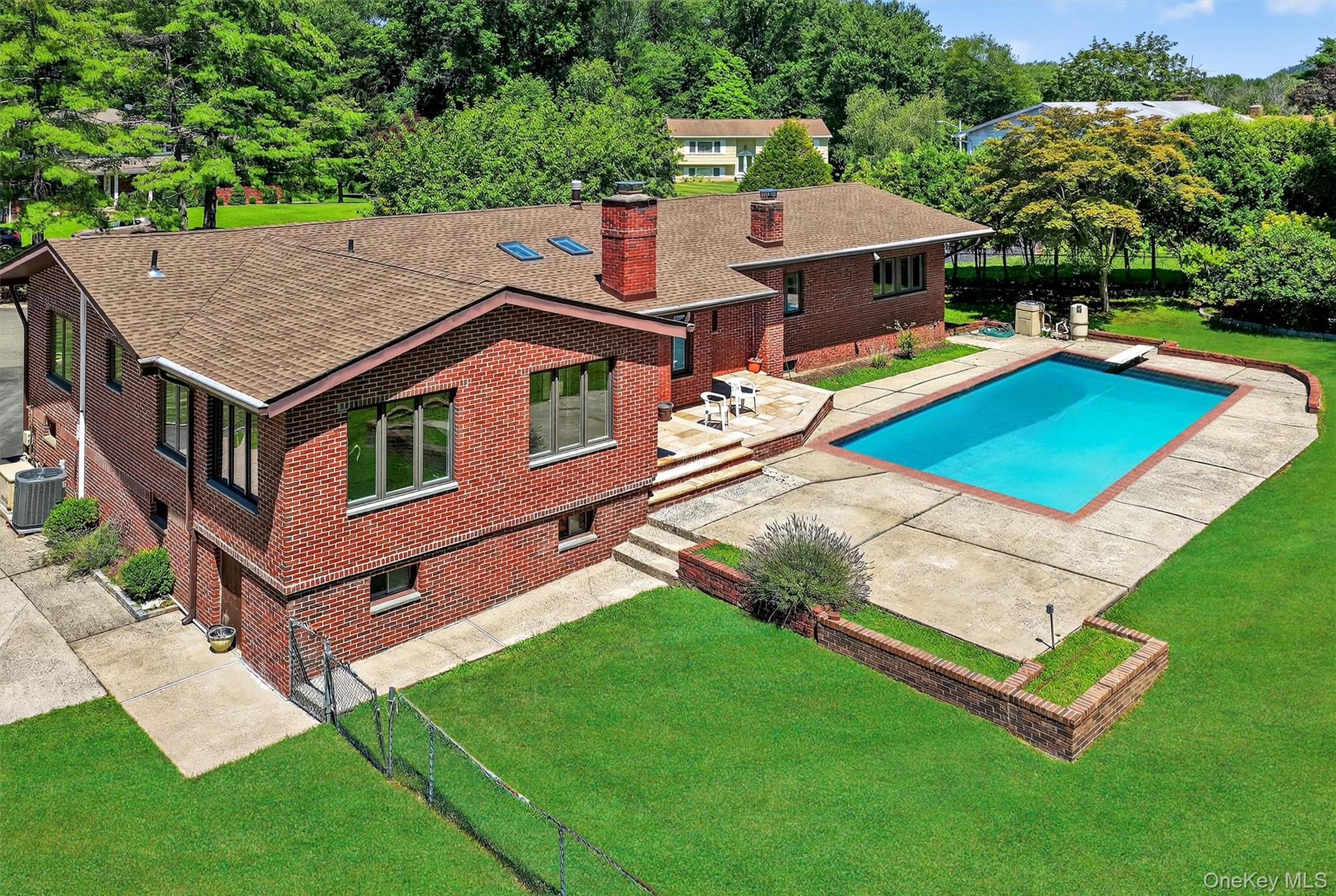 #3 photo, 10 Wesley Court, 紐約州 Congers , NY 10920