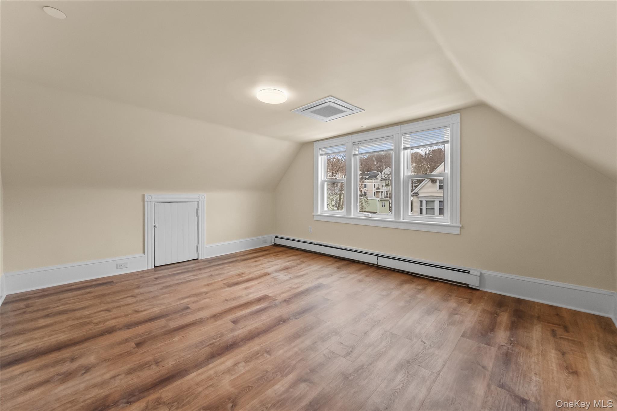 #10 photo, 81 N Washington Street, Tarrytown , NY 10591