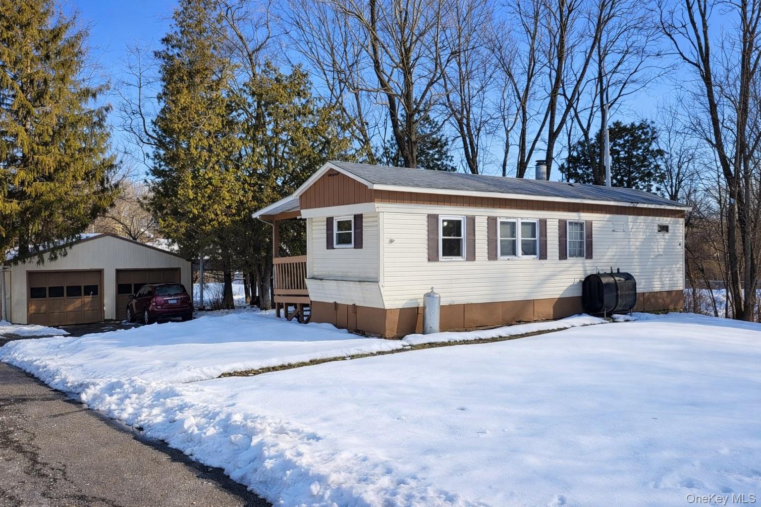 #3 photo, 20 Tenth Street, Catskill , NY 12414