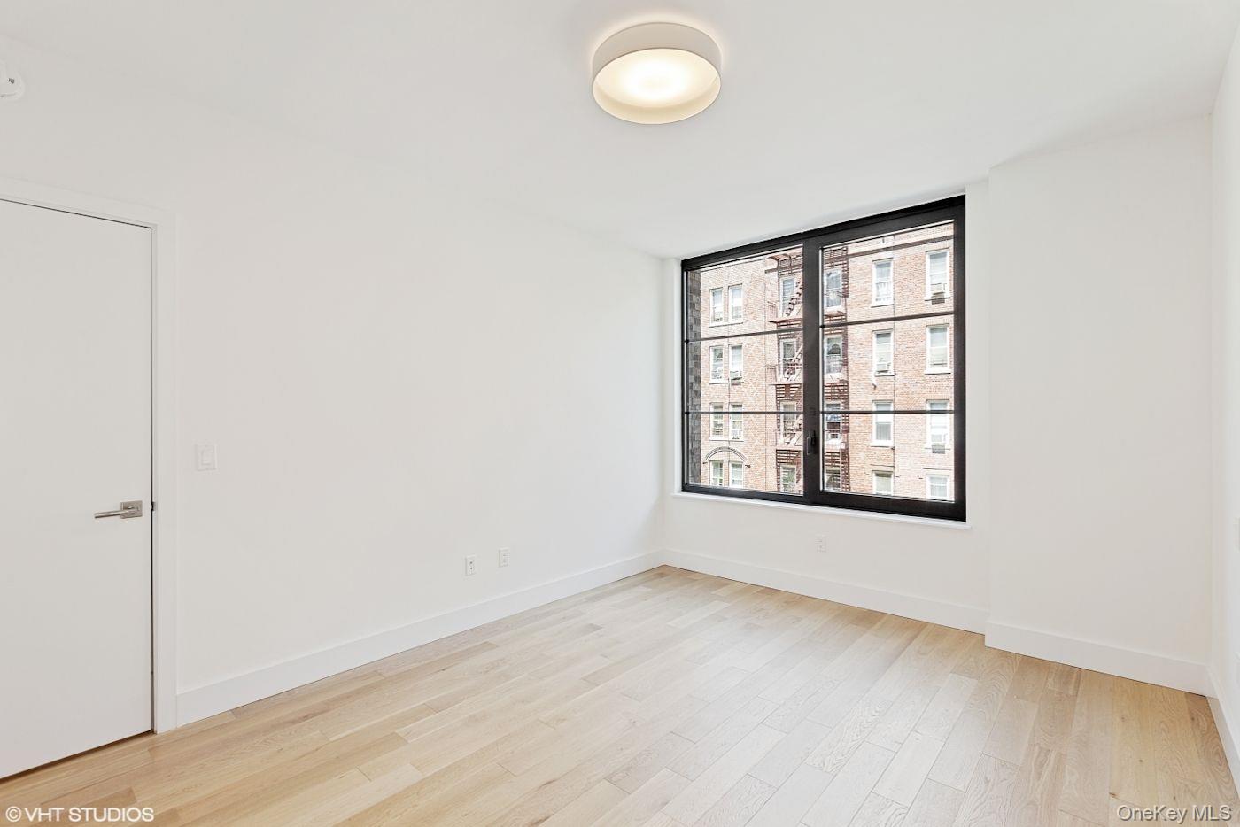 #5 photo, 264 Webster Avenue, הברונקס Brooklyn , NY 11230