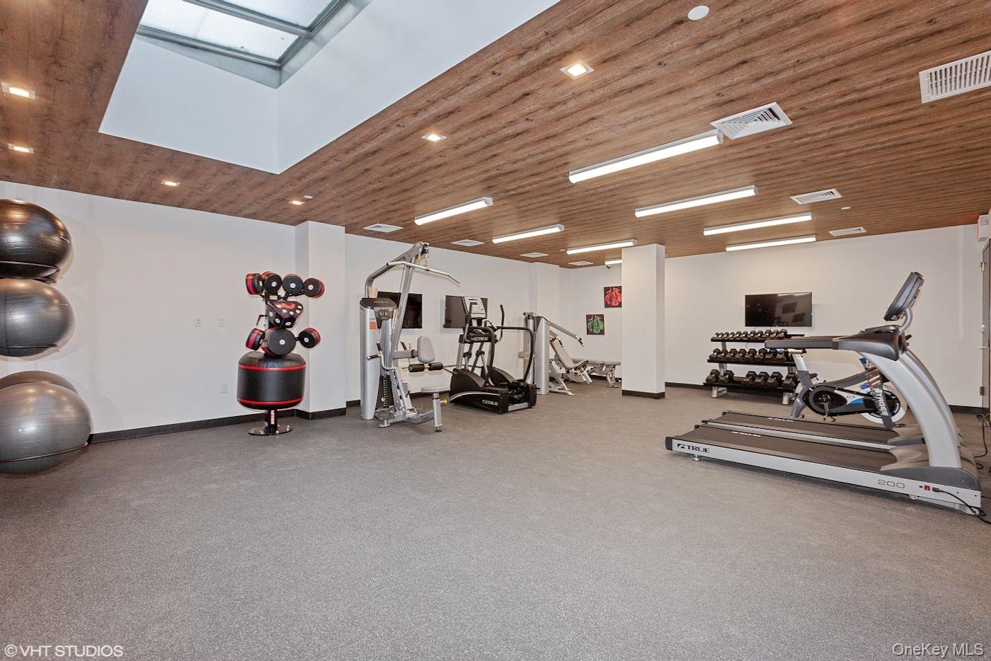 #7 photo, 264 Webster Avenue, הברונקס Brooklyn , NY 11230