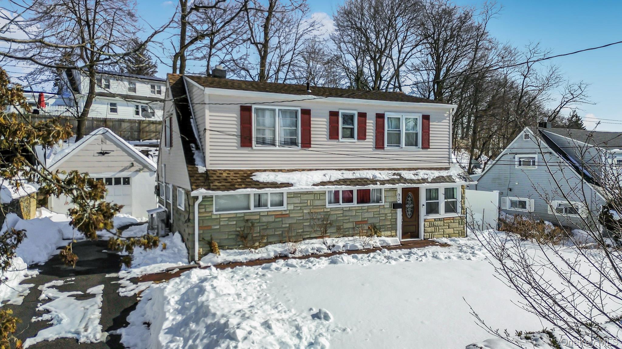 #5 photo, 90 Mountaindale Road, Yonkers , NY 10710