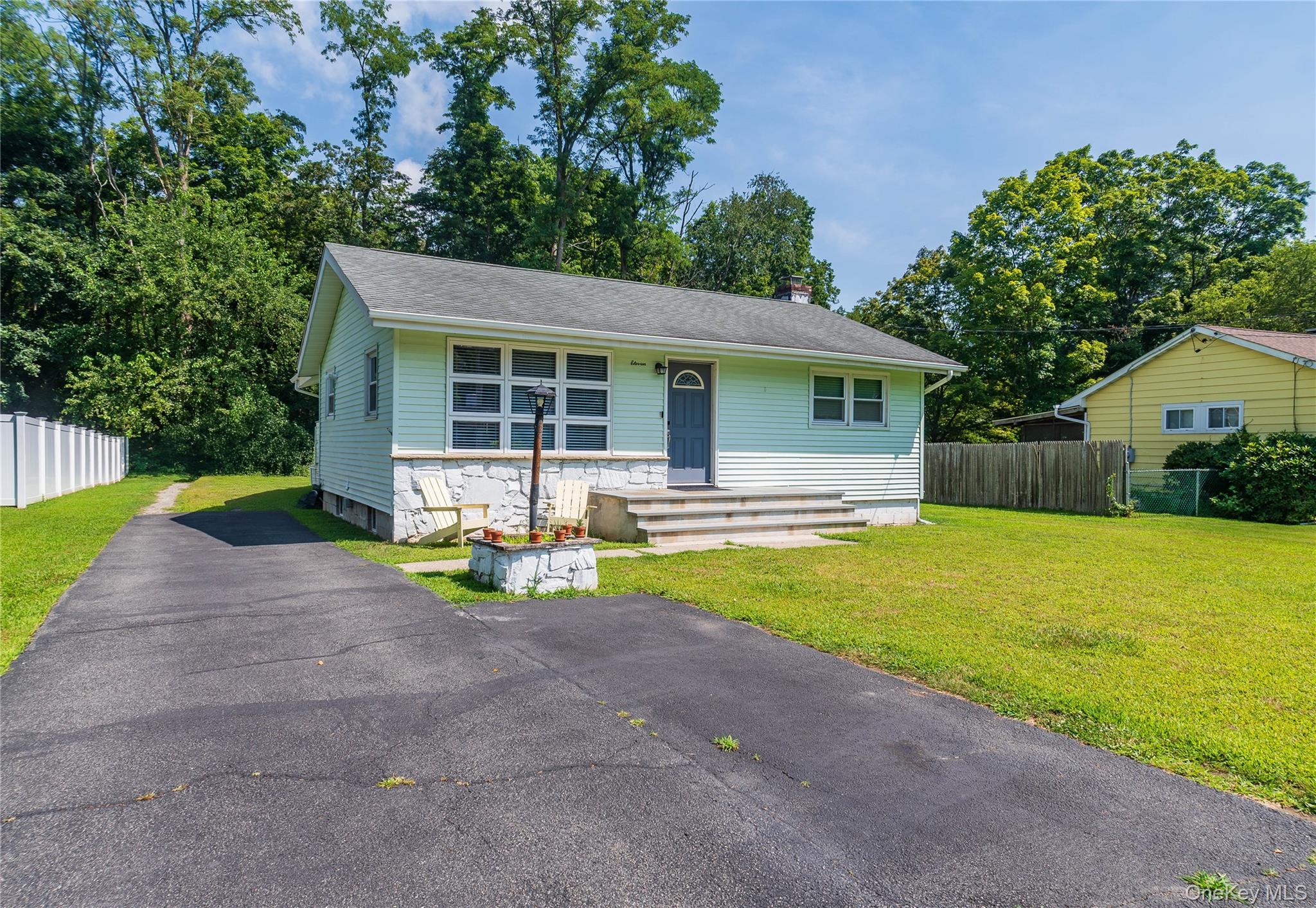 #2 photo, 11 Toomey Drive, Poughkeepsie , NY 12603