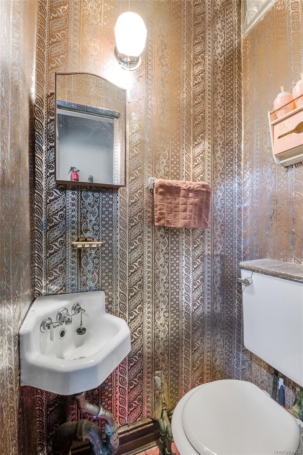 #9 photo, 1328 E 35th Street, Brooklyn , NY 11210