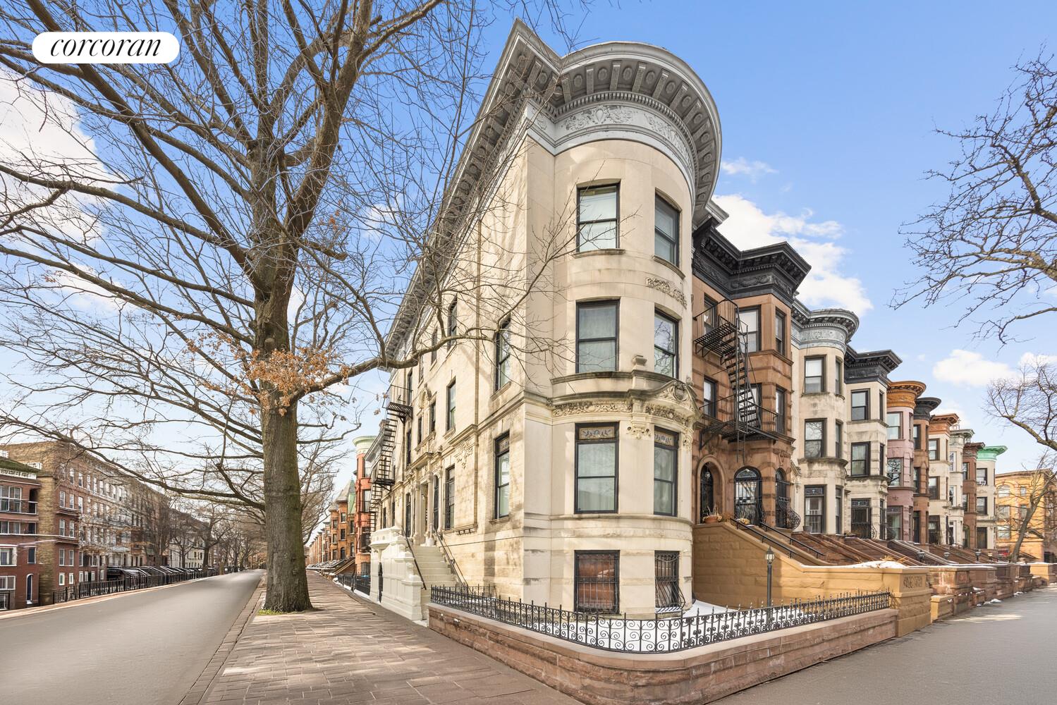 #1 photo, 400 STUYVESANT Avenue, Stuyvesant Heights , NY 11233