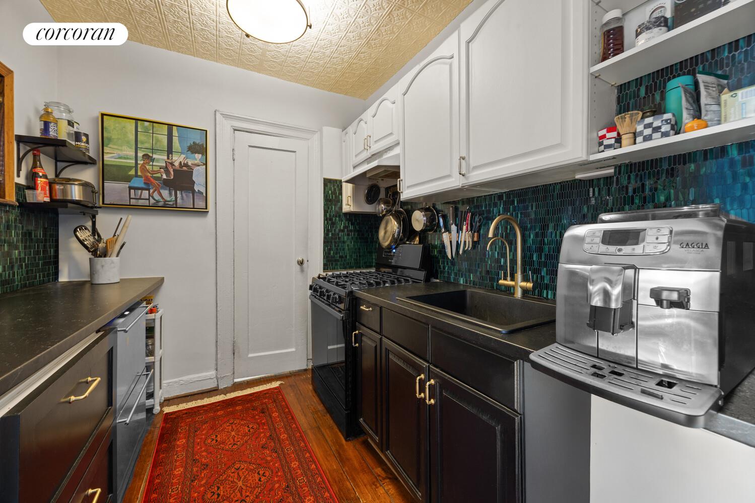 #16 photo, 400 STUYVESANT Avenue, Stuyvesant Heights , NY 11233