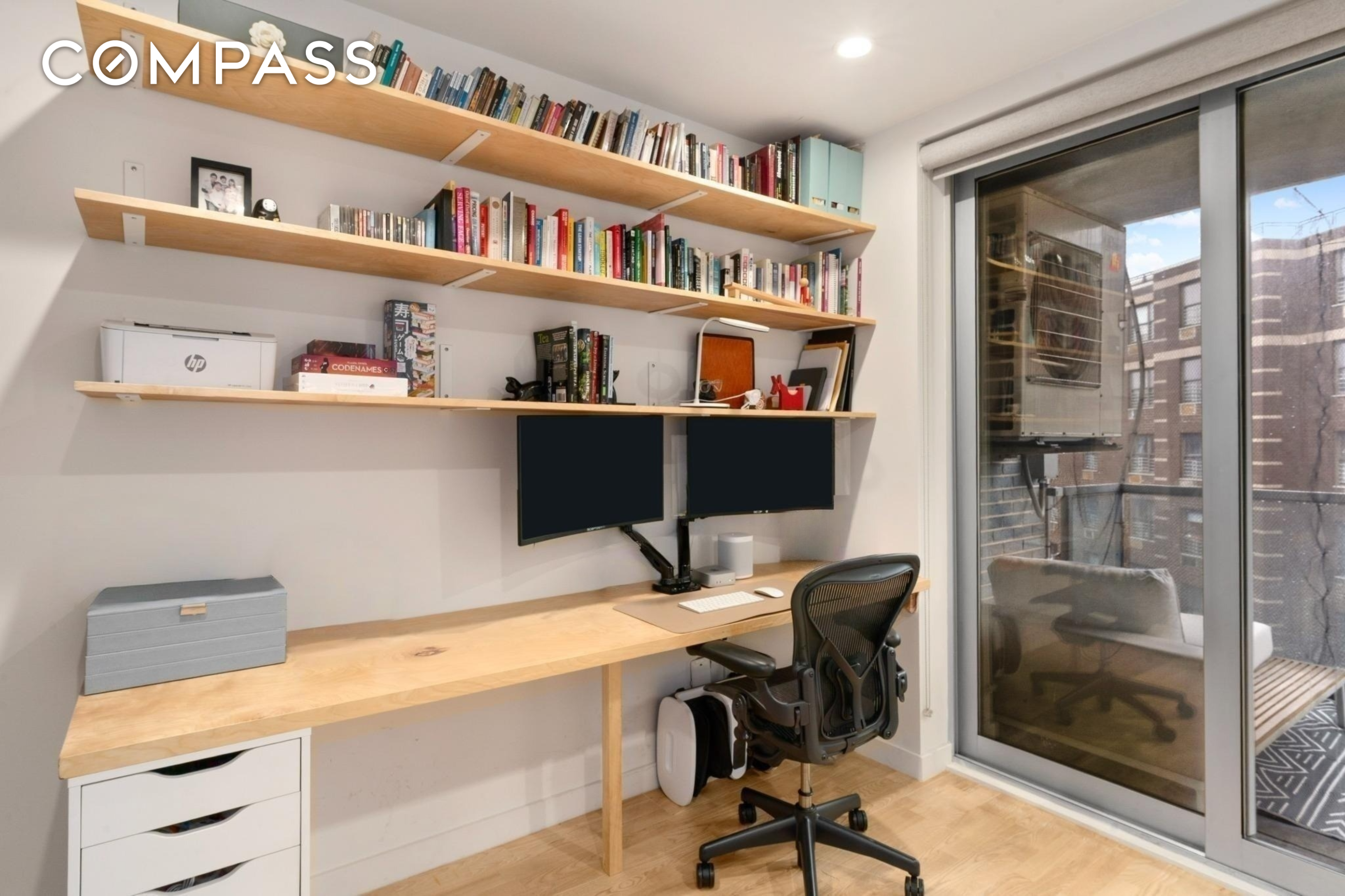 #9 photo, 261 Union Avenue, ব্রুকলিন Williamsburg , NY 11211