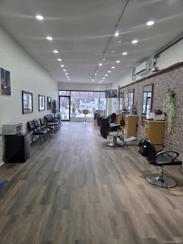 #4 photo, 4 Welwyn Road, नासाउ काउंटी Great Neck , NY 11021