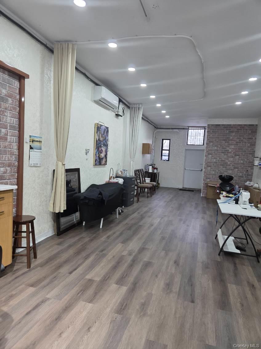 #5 photo, 4 Welwyn Road, नासाउ काउंटी Great Neck , NY 11021