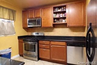 #3 photo, 21947 74th Avenue, 뉴욕퀸즈 Oakland Gardens , NY 11364