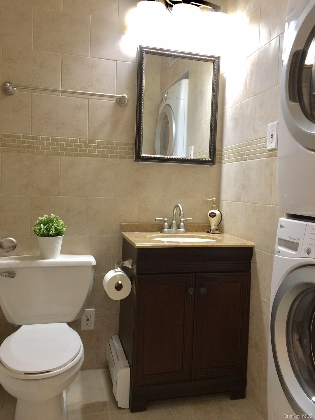 #9 photo, 71-35 Sutton Place, Fresh Meadows , NY 11365