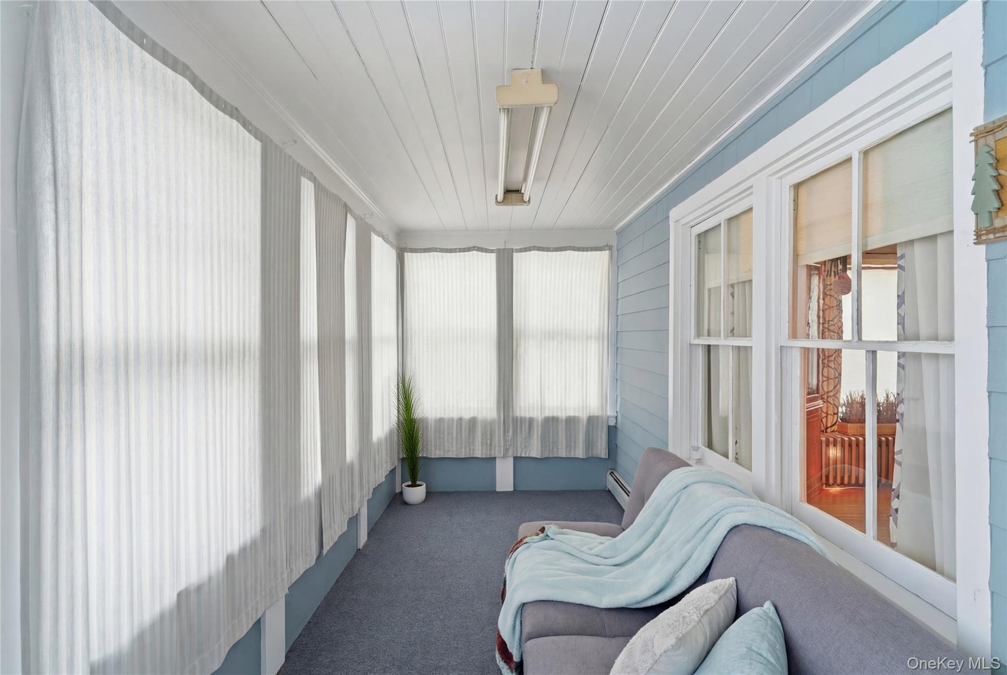 #10 photo, 2097 Washington Avenue, Seaford , NY 11783