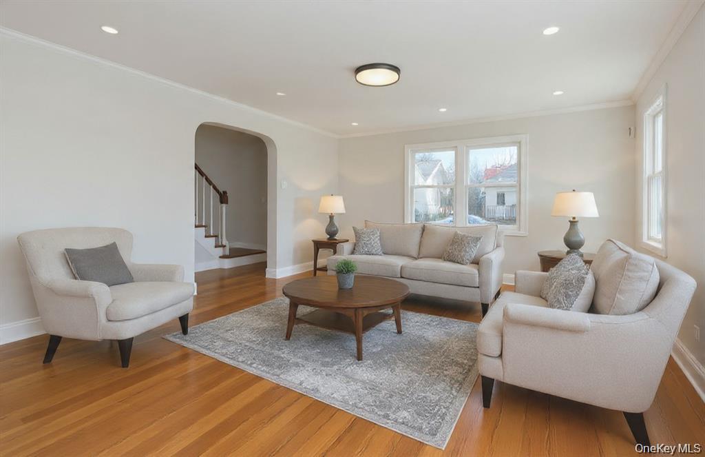 #4 photo, 25105 51st Avenue, 皇后区 Little Neck , NY 11362