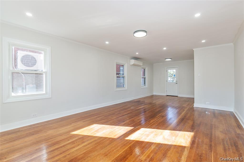 #5 photo, 25105 51st Avenue, 皇后区 Little Neck , NY 11362