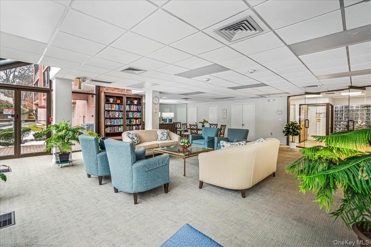 #20 photo, 800 Willis Avenue, 롱 아일랜드 Albertson , NY 11507