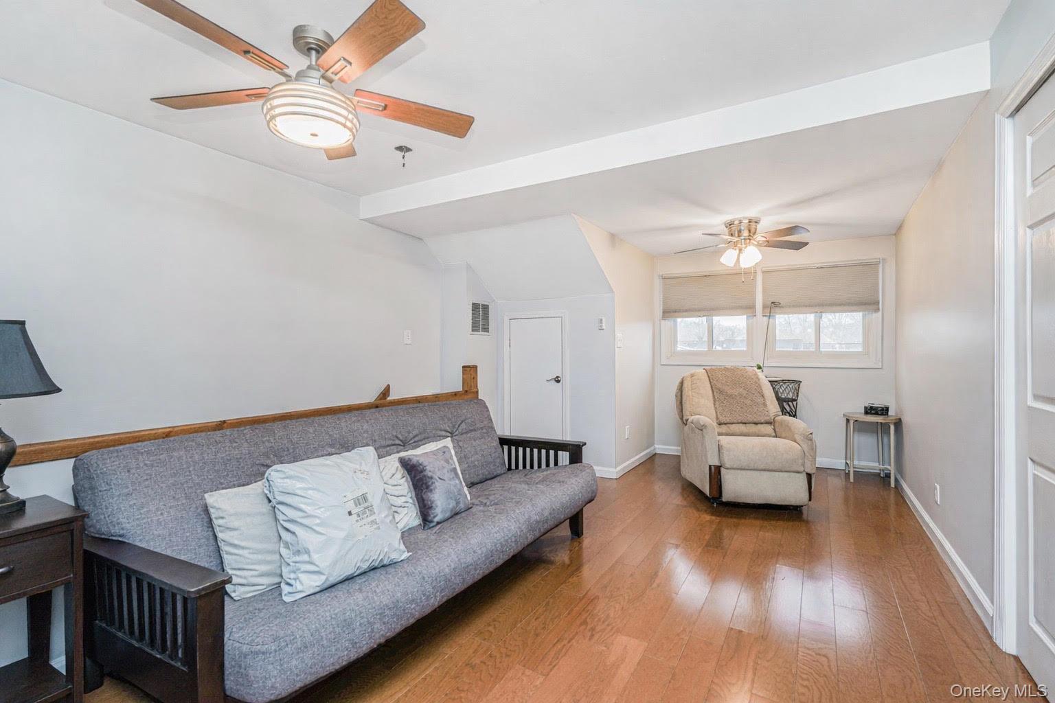 #14 photo, 281A Signs Road, Staten Island , NY 10314