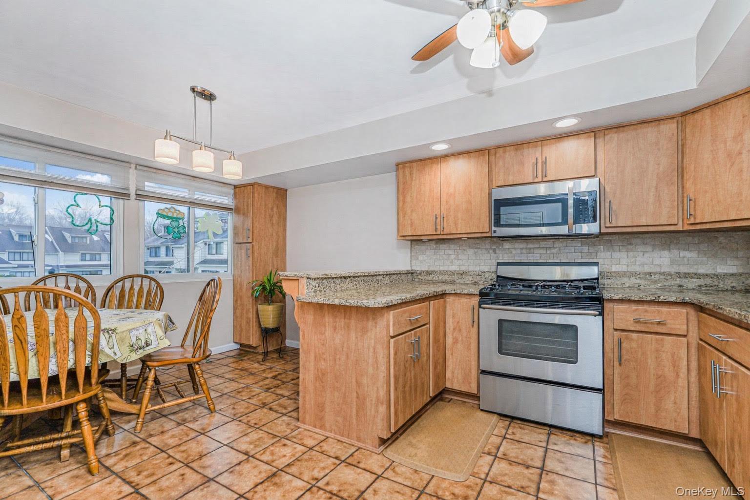 #3 photo, 281A Signs Road, Staten Island , NY 10314