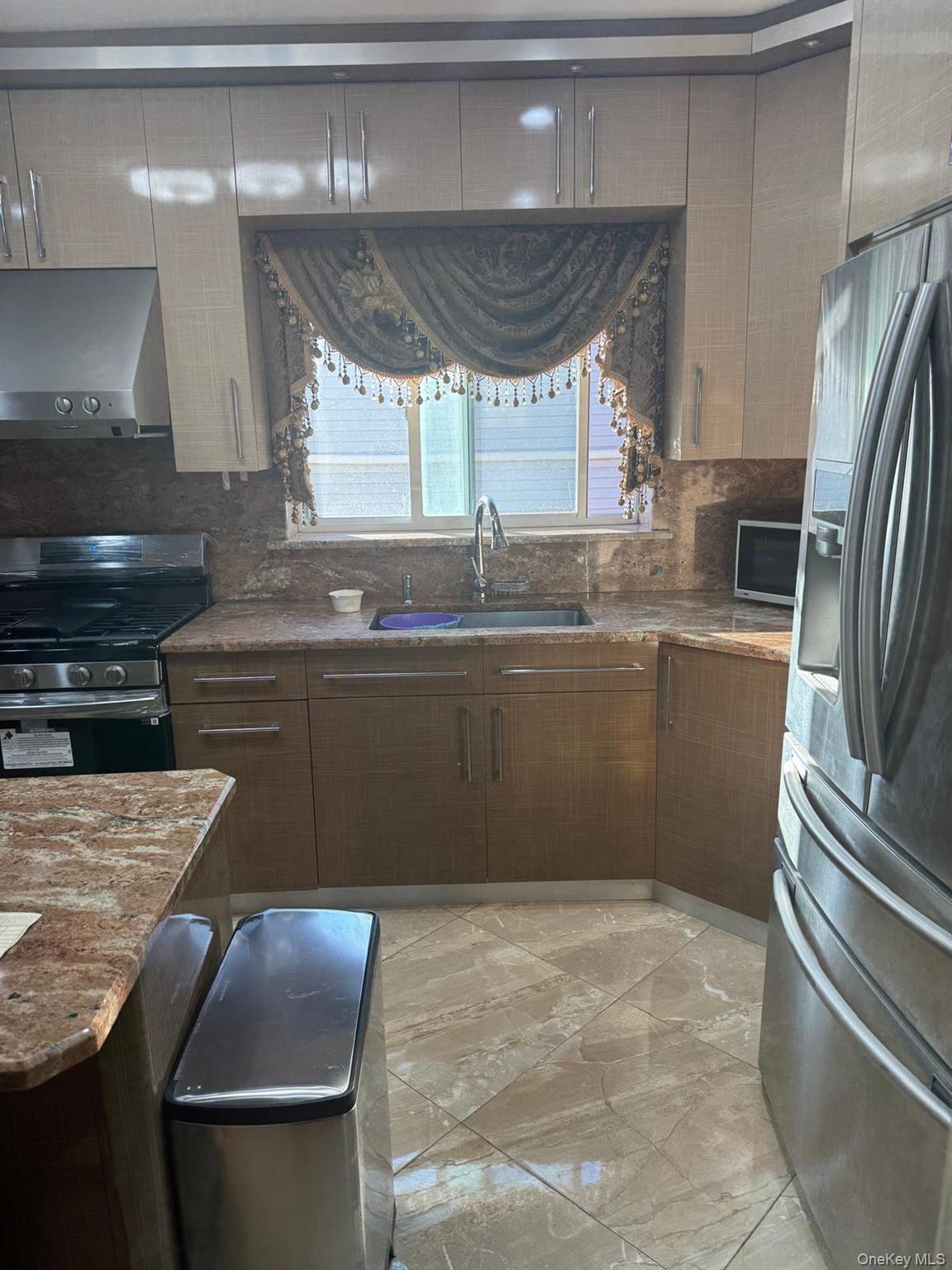 #6 photo, 138-54 Hoover Avenue, कुईंस Briarwood , NY 11425