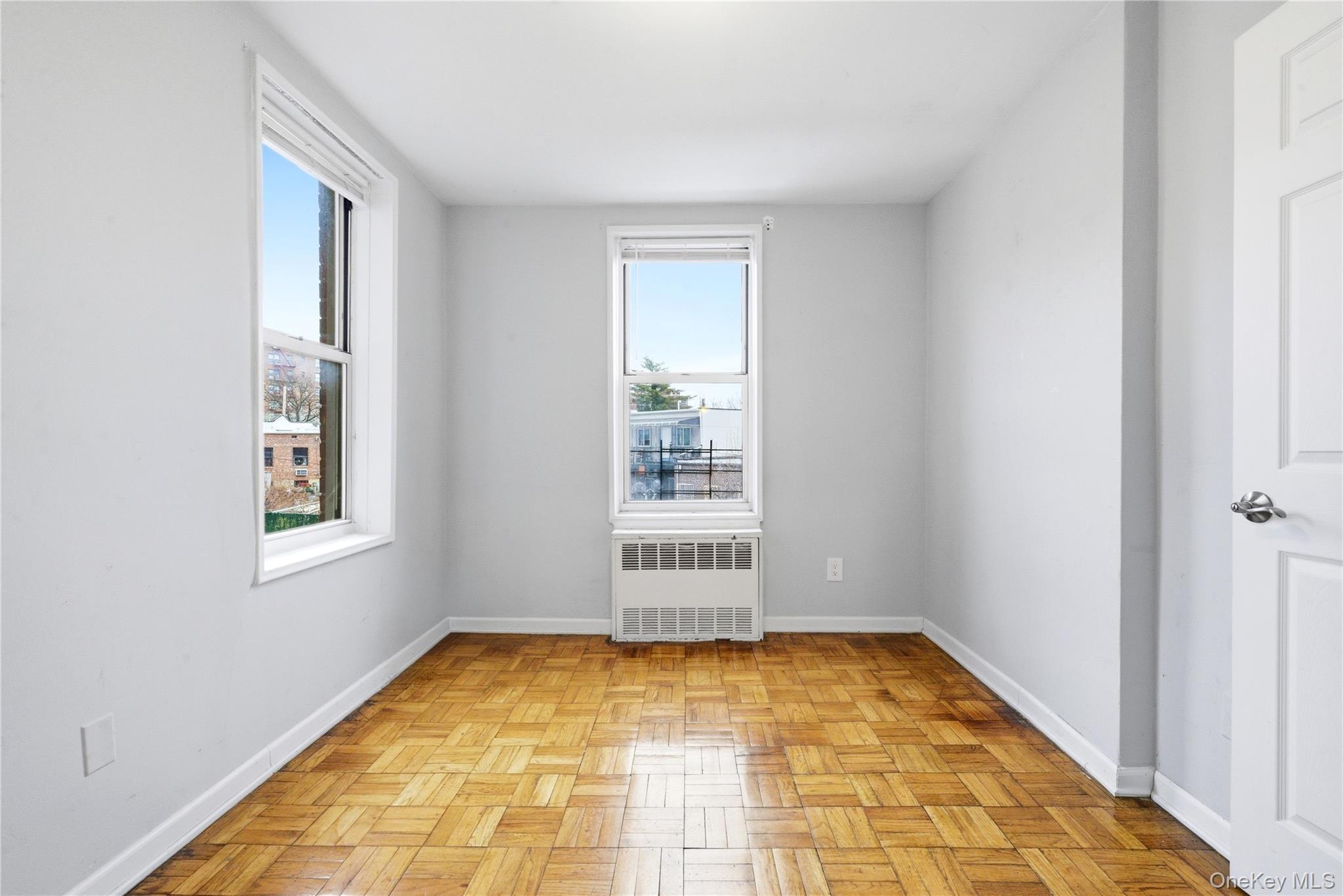 #14 photo, 67-50 Thornton Place, 뉴욕퀸즈 Forest Hills , NY 11375