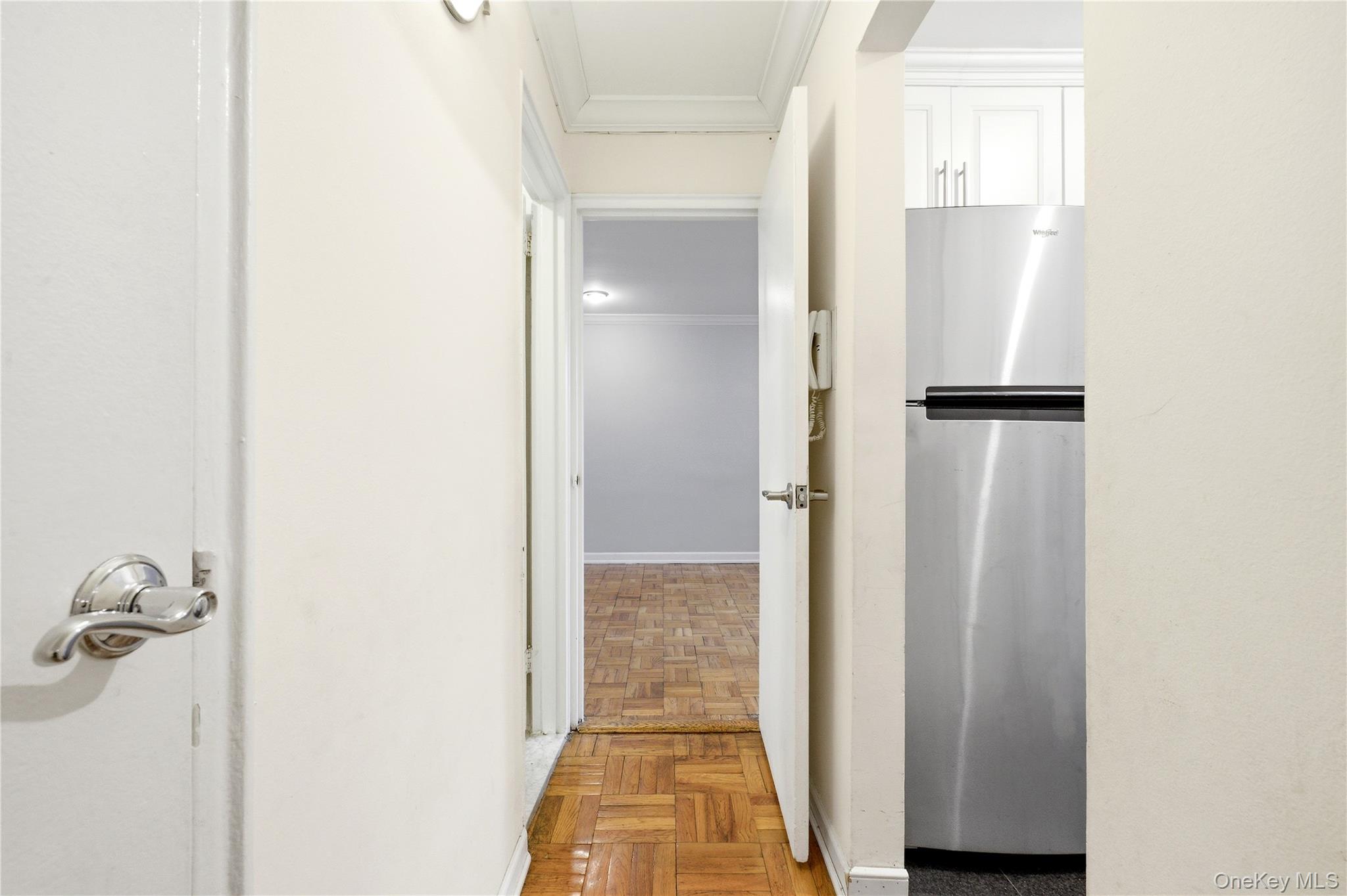 #20 photo, 67-50 Thornton Place, 뉴욕퀸즈 Forest Hills , NY 11375