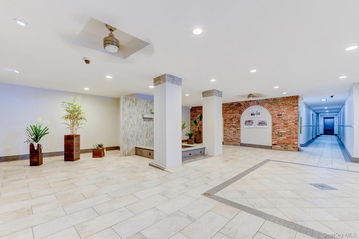 #4 photo, 67-50 Thornton Place, 뉴욕퀸즈 Forest Hills , NY 11375