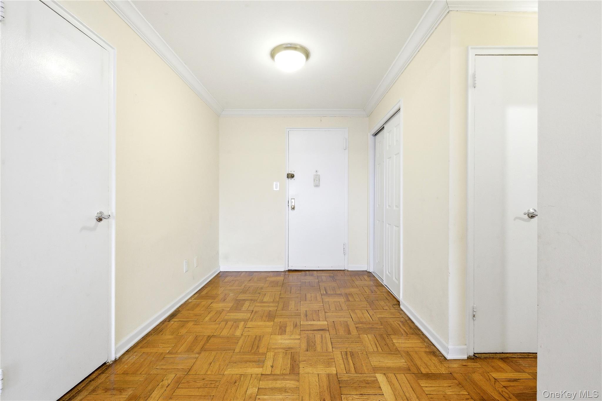 #7 photo, 67-50 Thornton Place, 뉴욕퀸즈 Forest Hills , NY 11375