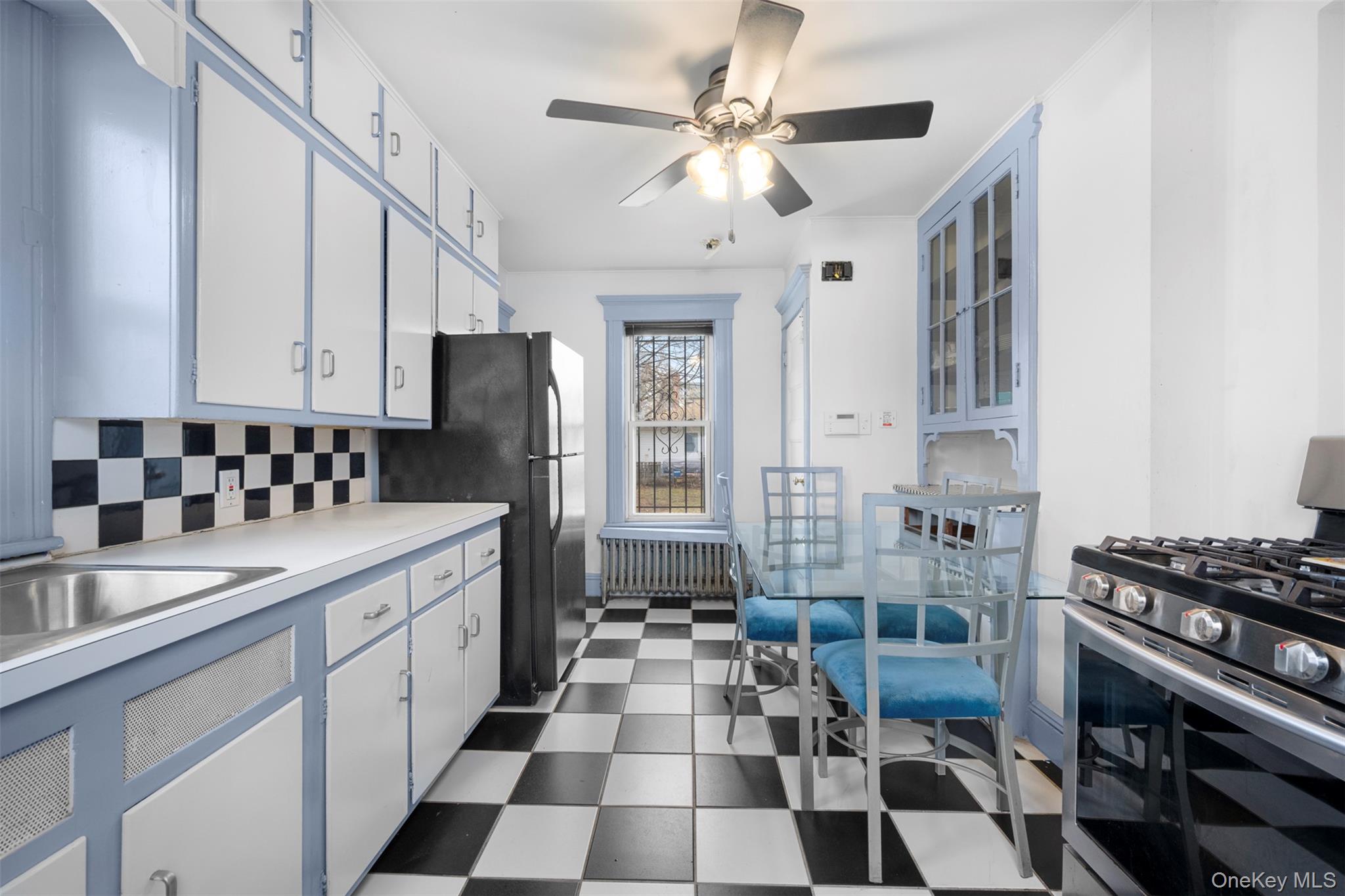 #16 photo, 217 Bennett Avenue, Hempstead , NY 11550