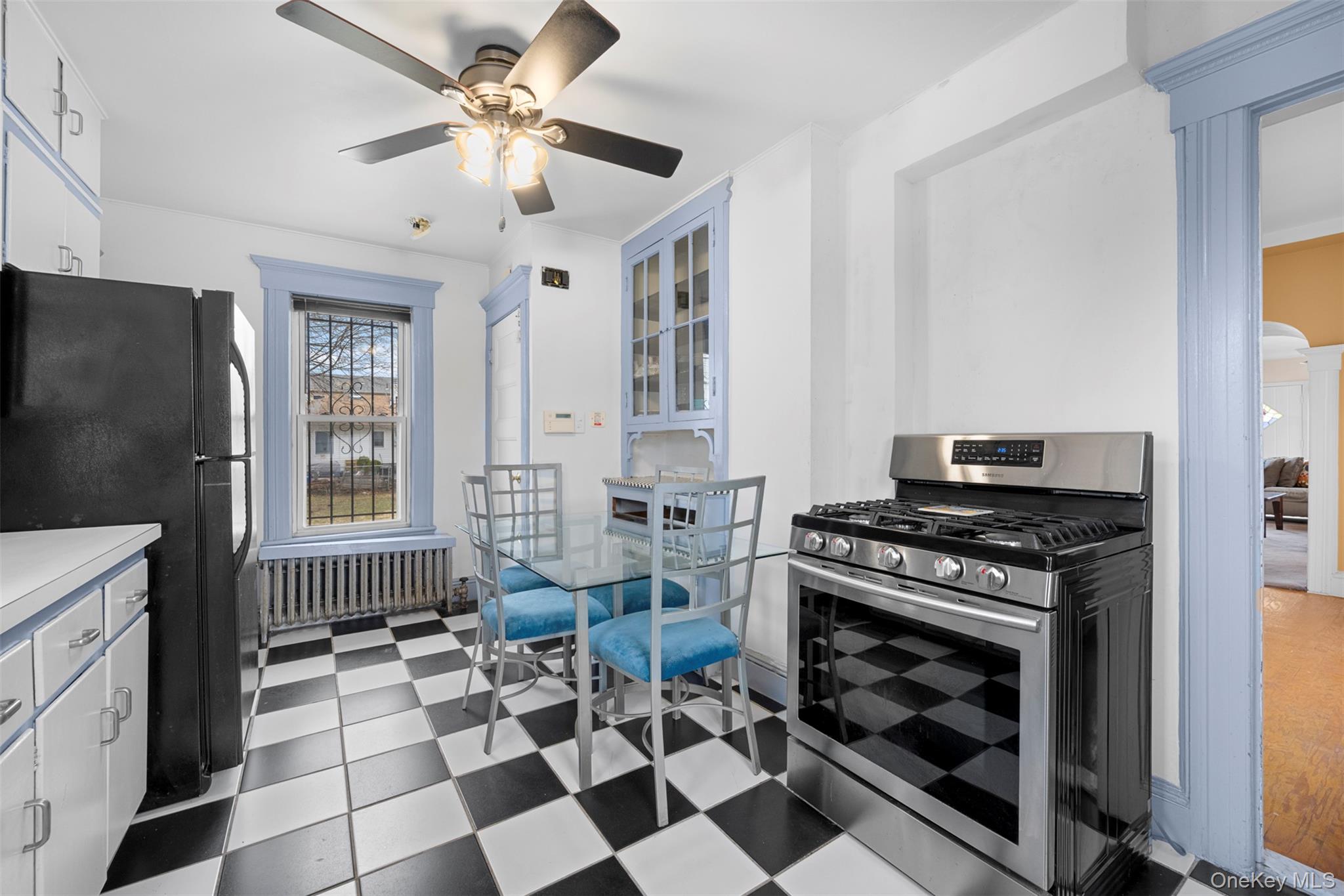 #17 photo, 217 Bennett Avenue, Hempstead , NY 11550