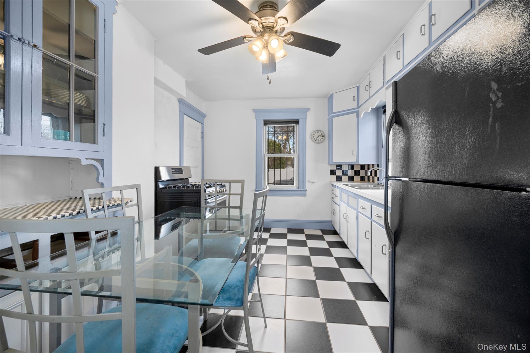 #19 photo, 217 Bennett Avenue, Hempstead , NY 11550