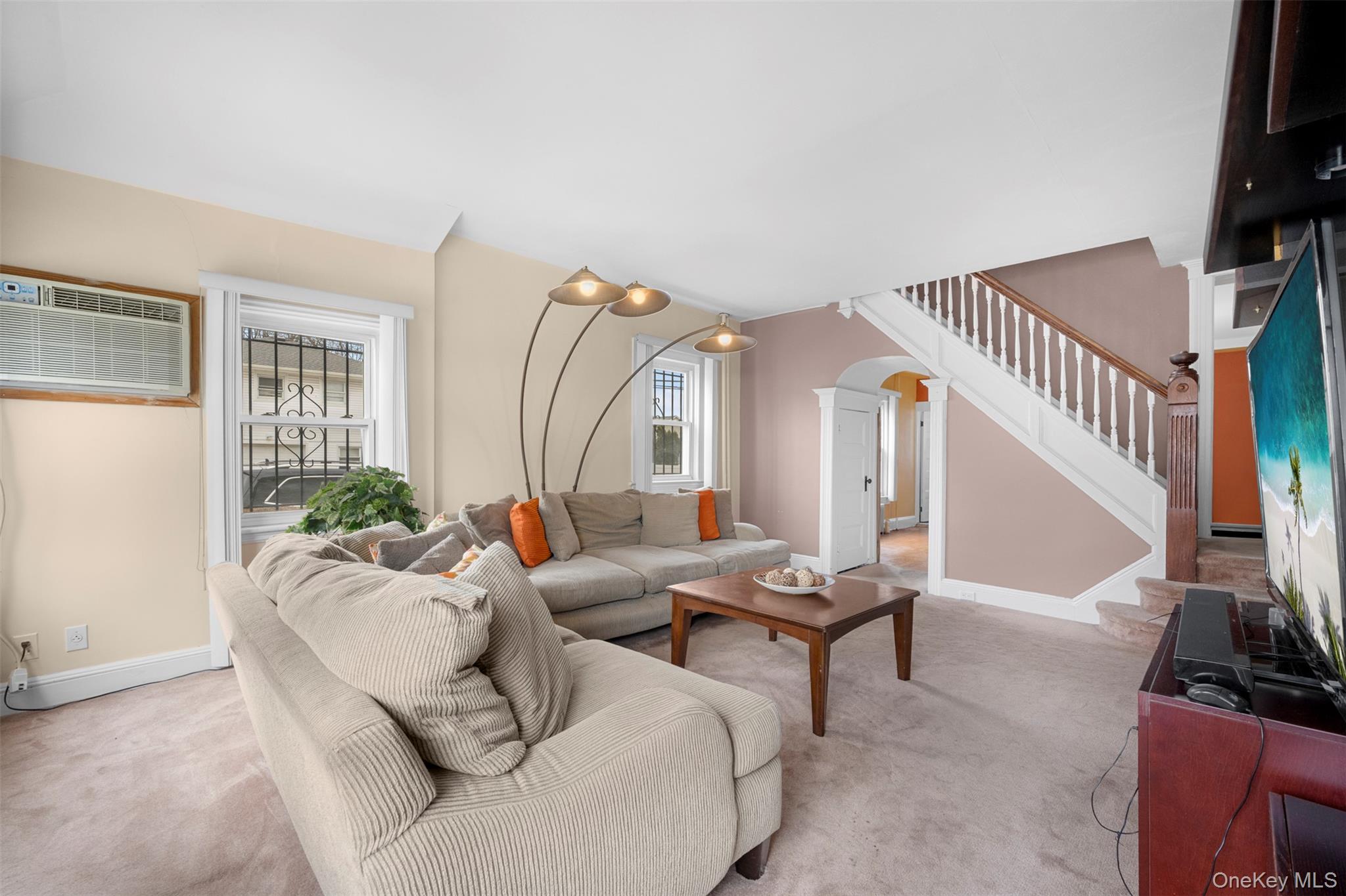 #3 photo, 217 Bennett Avenue, Hempstead , NY 11550