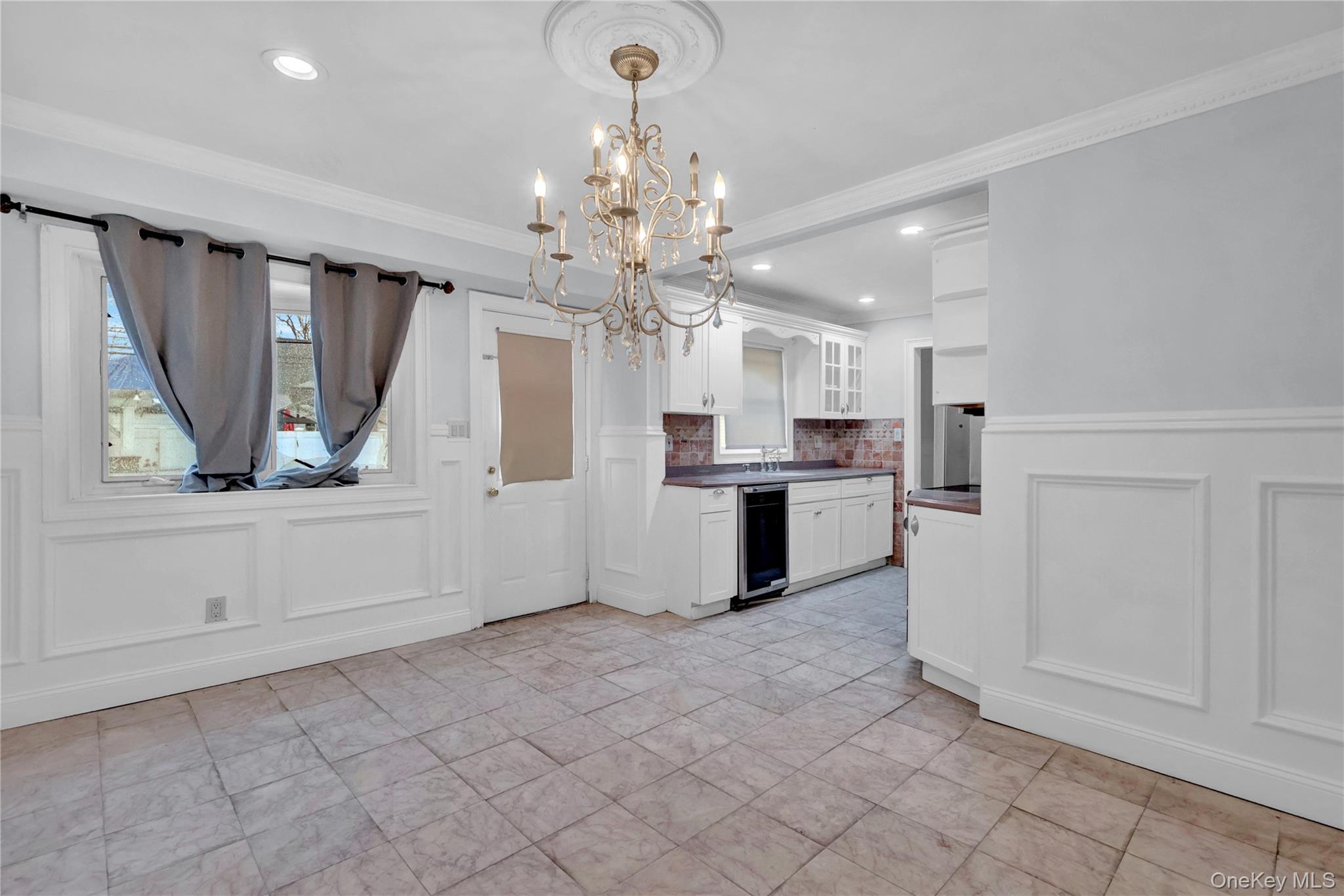 #12 photo, 897 Spring Avenue, Uniondale , NY 11553