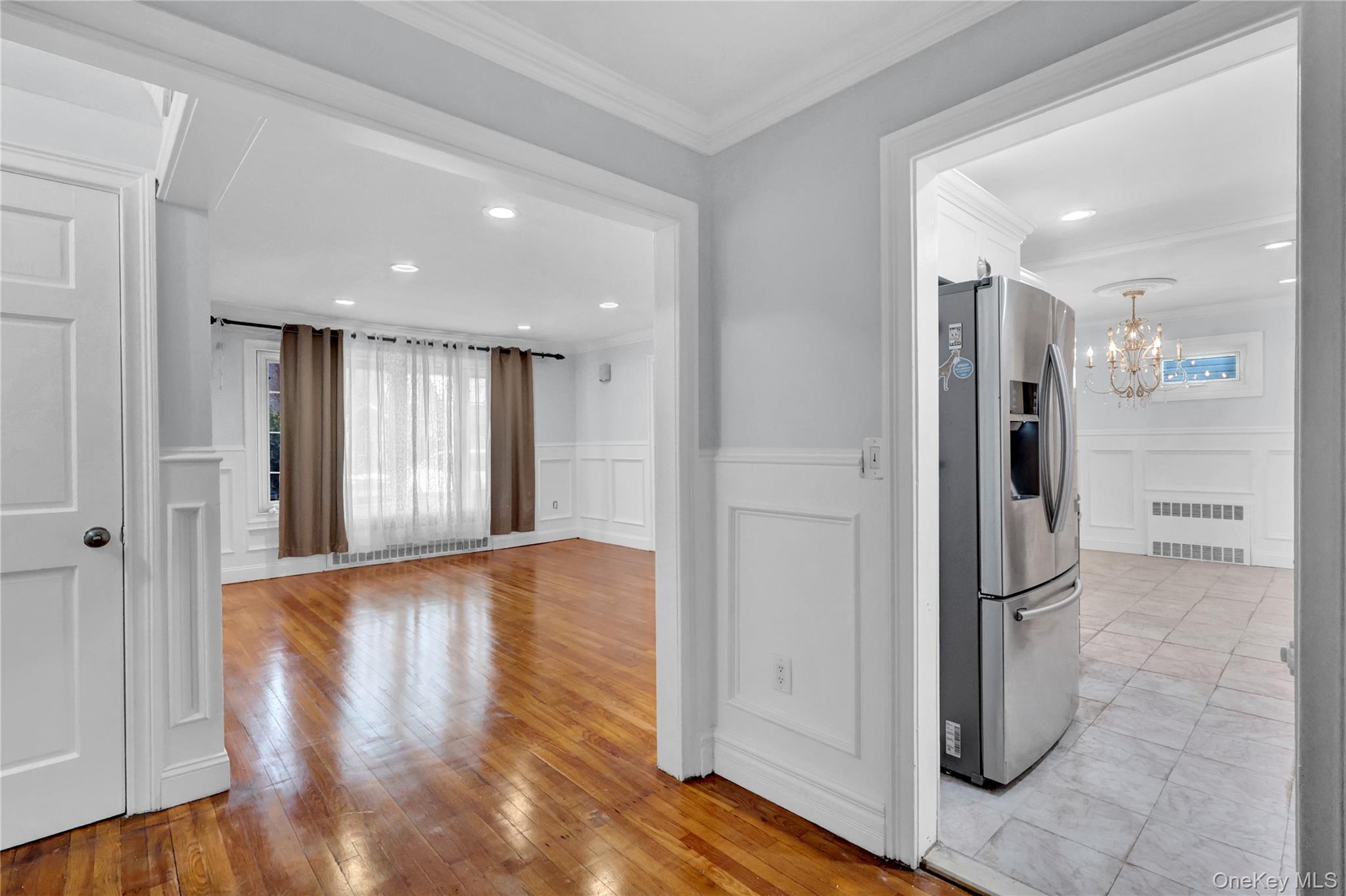 #7 photo, 897 Spring Avenue, Uniondale , NY 11553