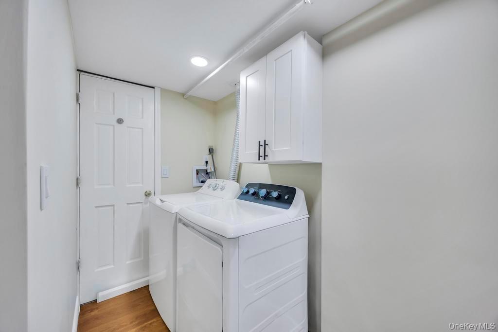 #17 photo, 41 Winding Road, Hicksville , NY 11801