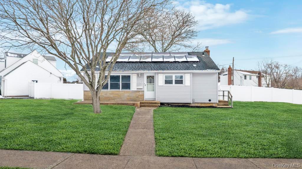 #3 photo, 41 Winding Road, Hicksville , NY 11801