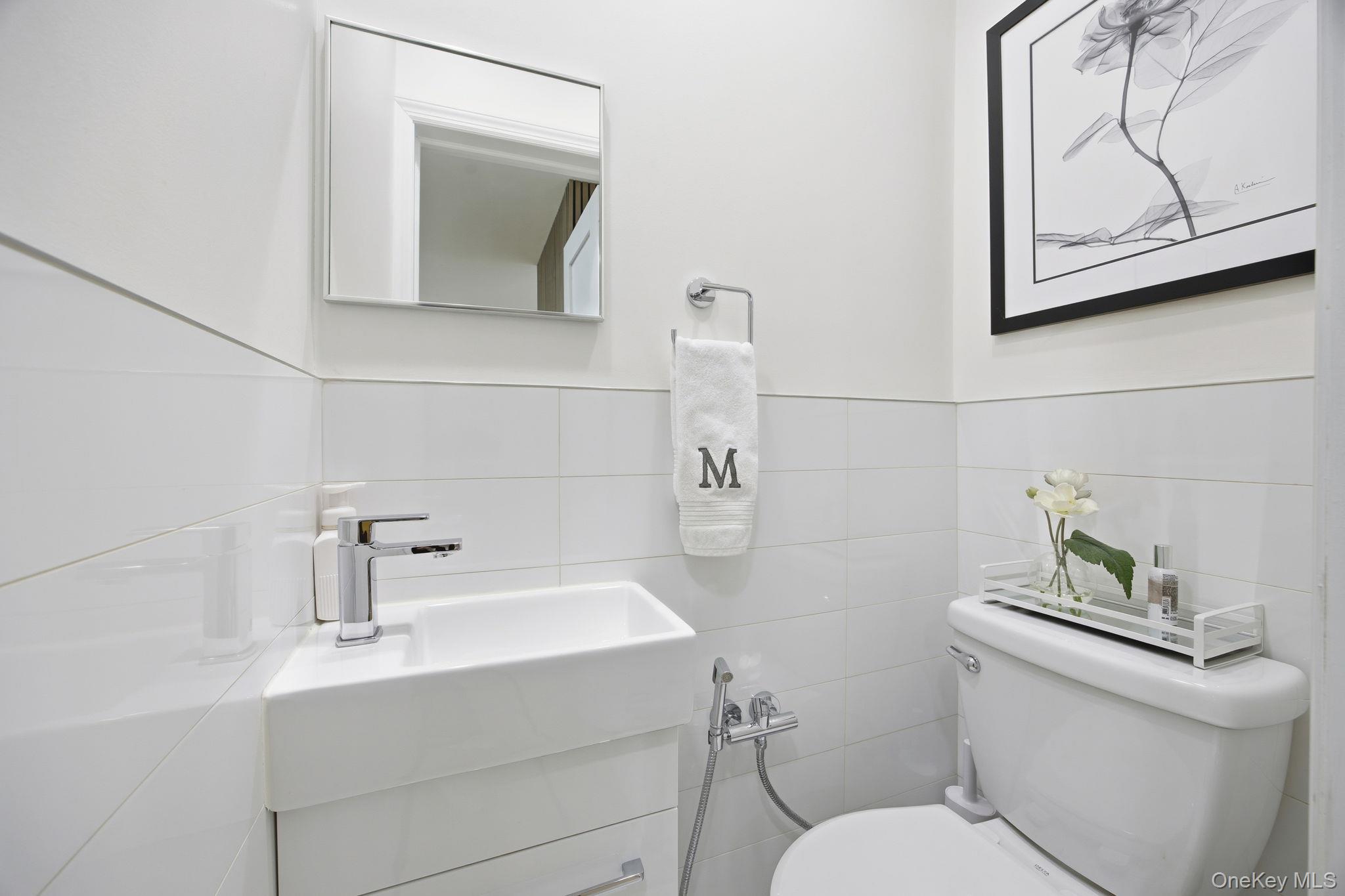 #7 photo, 2403 88th Street, 뉴욕퀸즈 East Elmhurst , NY 11369