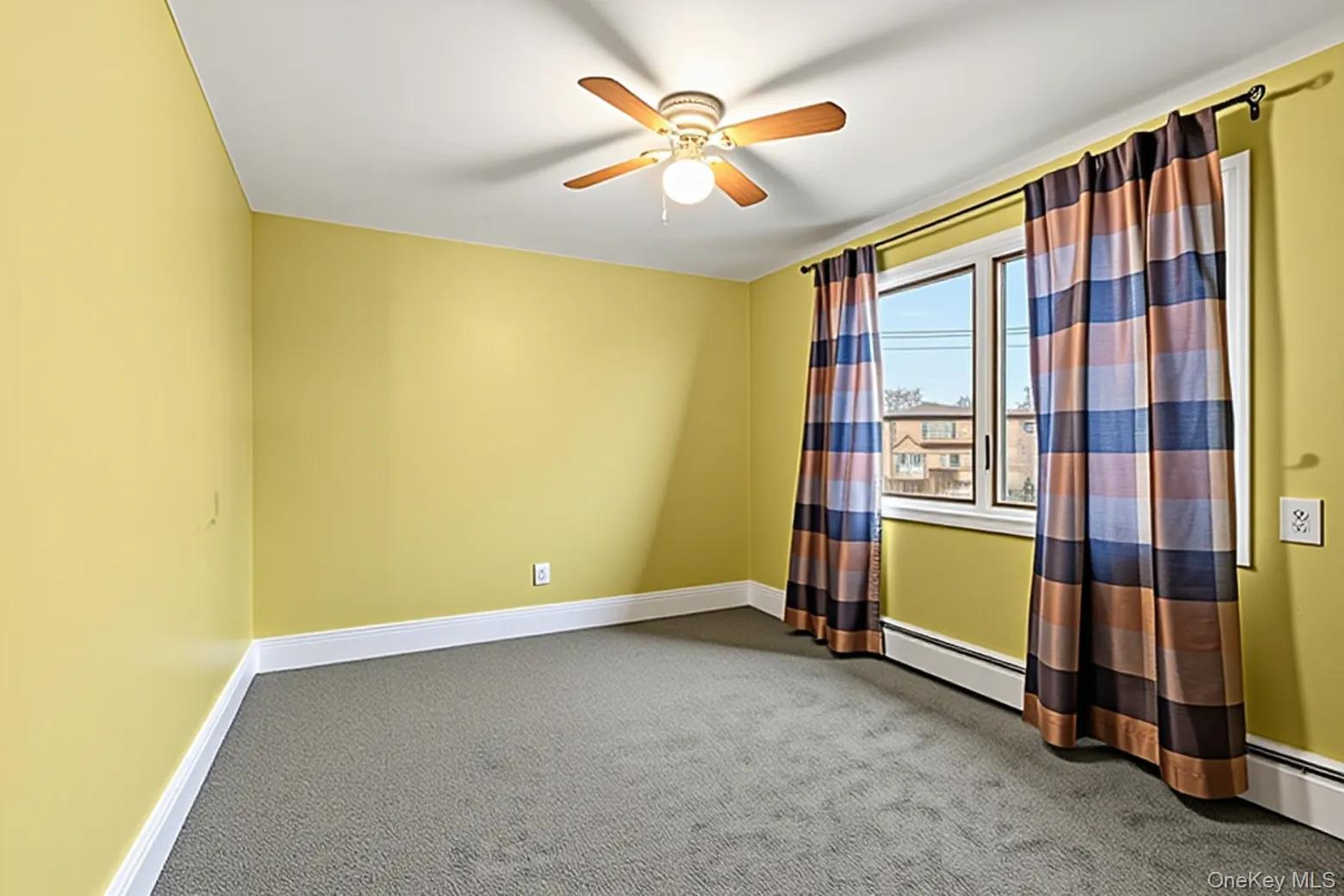 #12 photo, 2 Parente Lane, Island Park , NY 11558