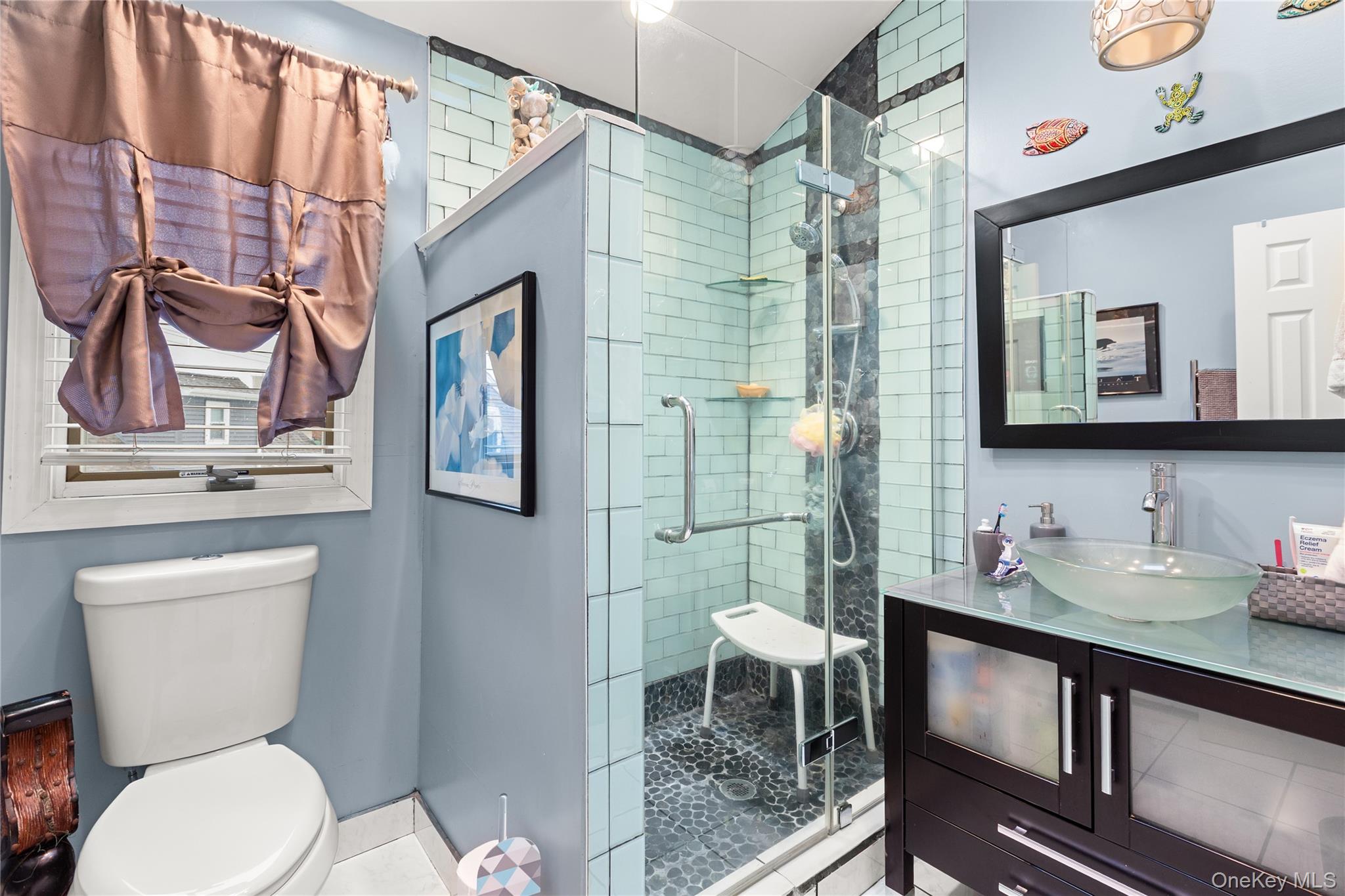 #13 photo, 2 Parente Lane, Island Park , NY 11558