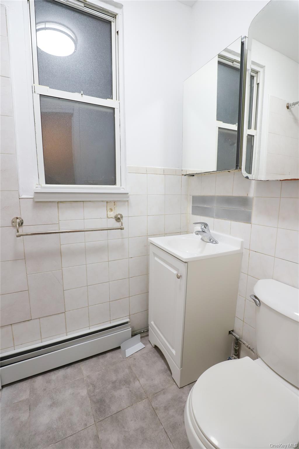 #5 photo, 72-08 Forest Avenue, Ridgewood , NY 11385