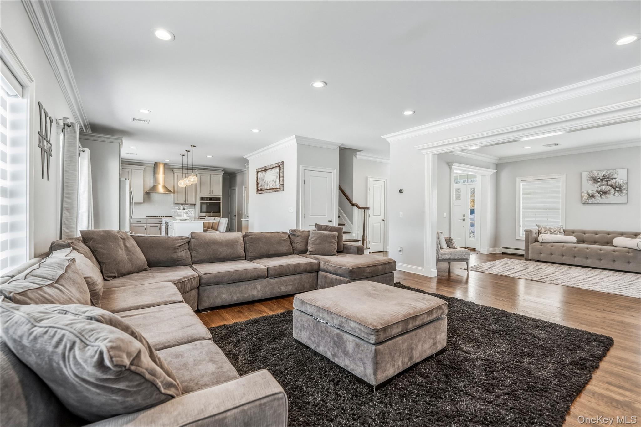 #11 photo, 3 Manor Court, 東長島 Mount Sinai , NY 11766