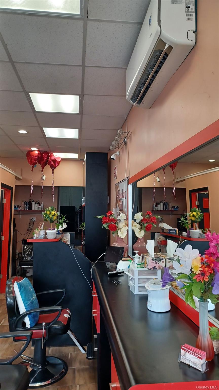 #4 photo, 1612 Crosby Avenue, Bronx , NY 10461