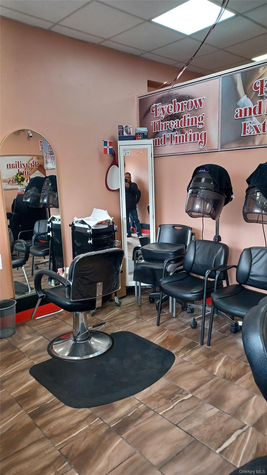 #6 photo, 1612 Crosby Avenue, Bronx , NY 10461