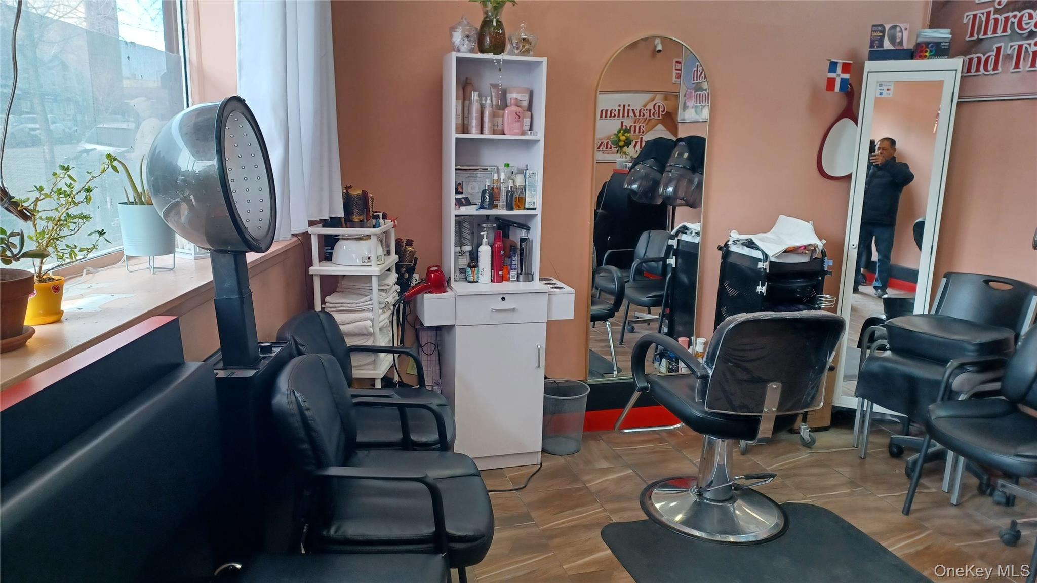 #8 photo, 1612 Crosby Avenue, Bronx , NY 10461