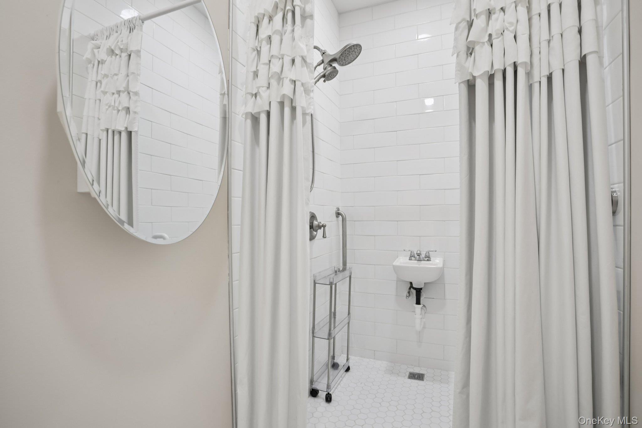 #14 photo, 3015 Molly Pitcher Drive, New Windsor , NY 12553