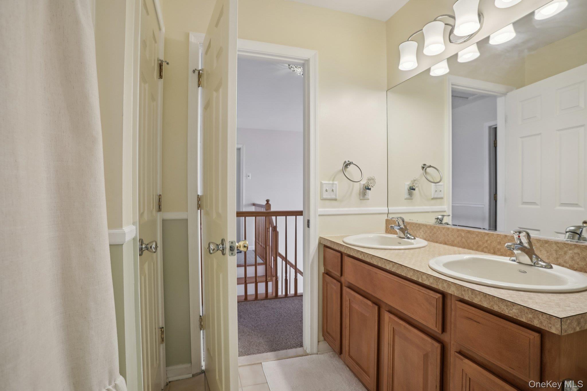 #19 photo, 3015 Molly Pitcher Drive, New Windsor , NY 12553